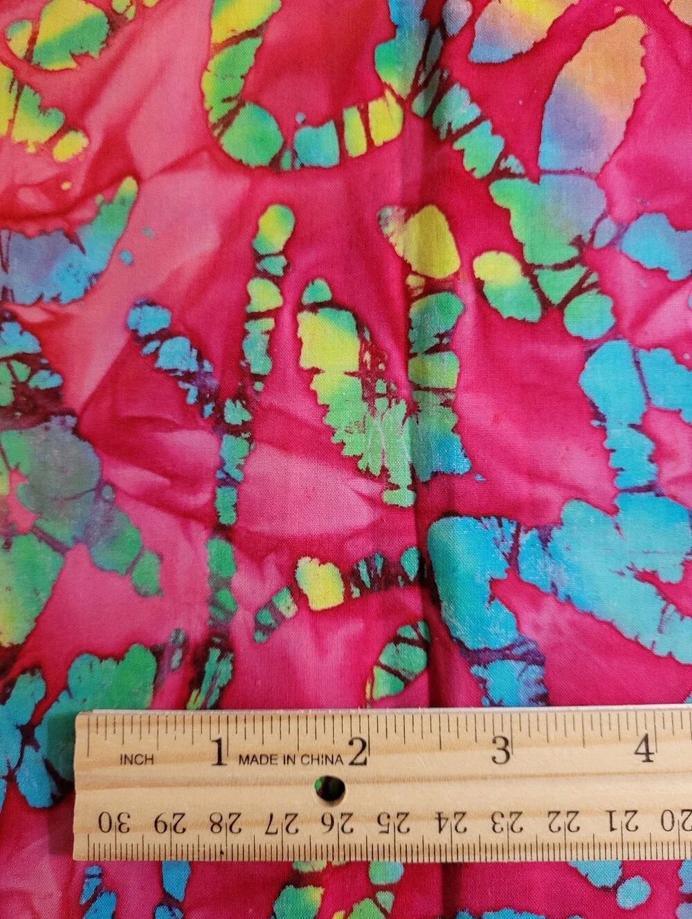 Abstract Pink Tie-Dye Type Sewing Fabric Unbranded 1 Yard (1514)